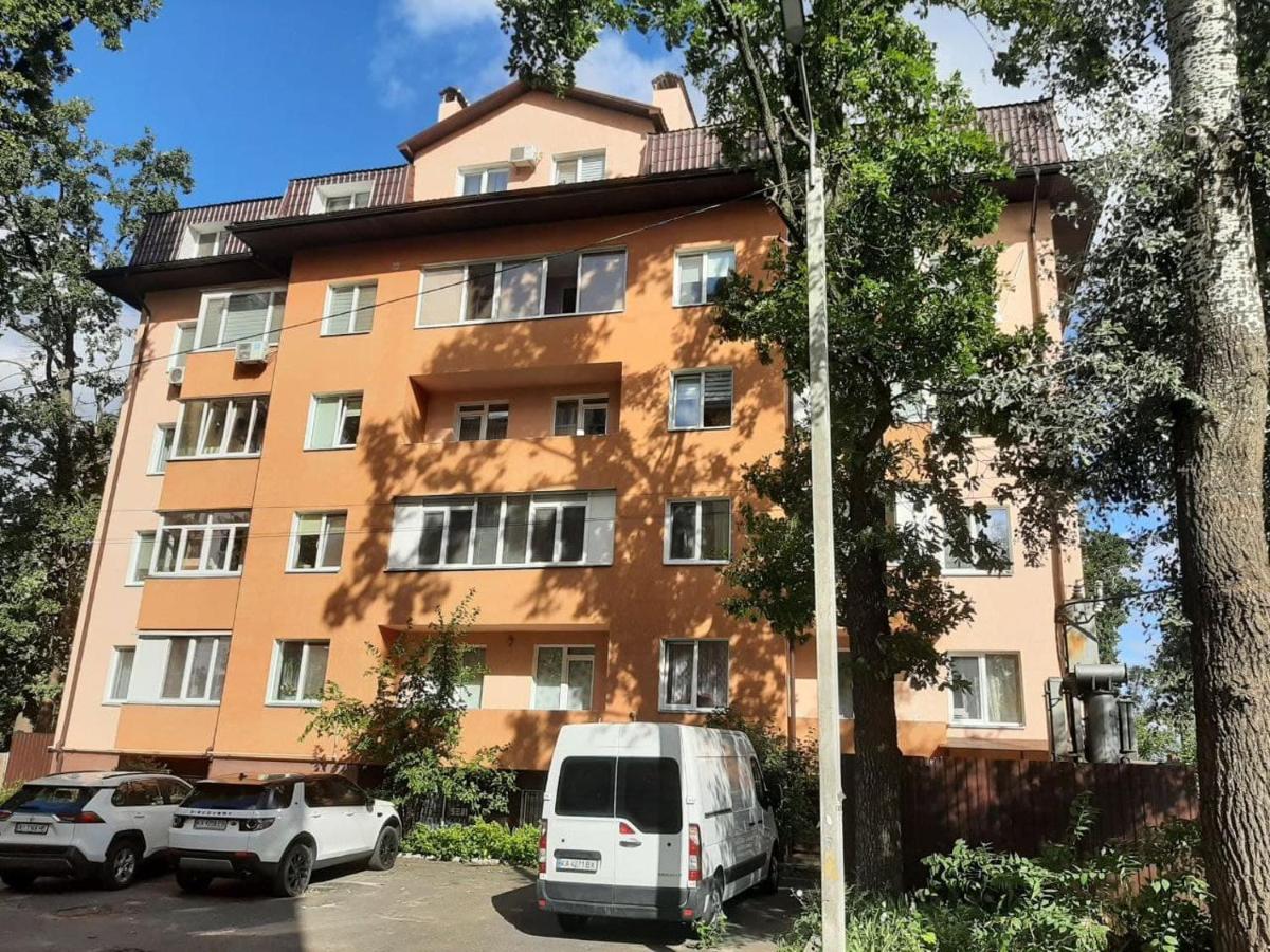 Relax Point Apartment Ирпень Экстерьер фото